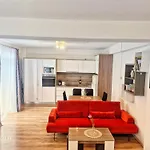 Ariana Luxury - *